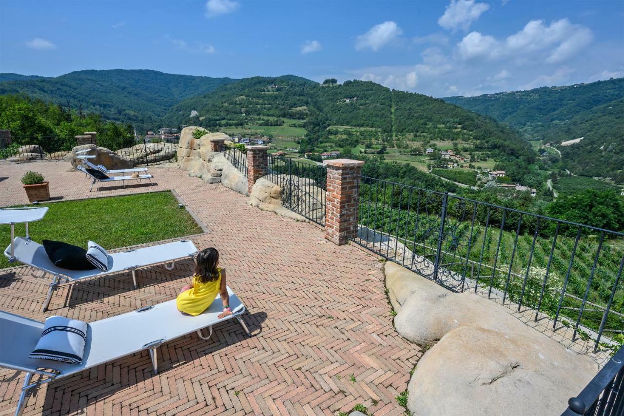 Tenuta Pian D'Attesio - Agriturismo Castelletto Soprano 外观 照片