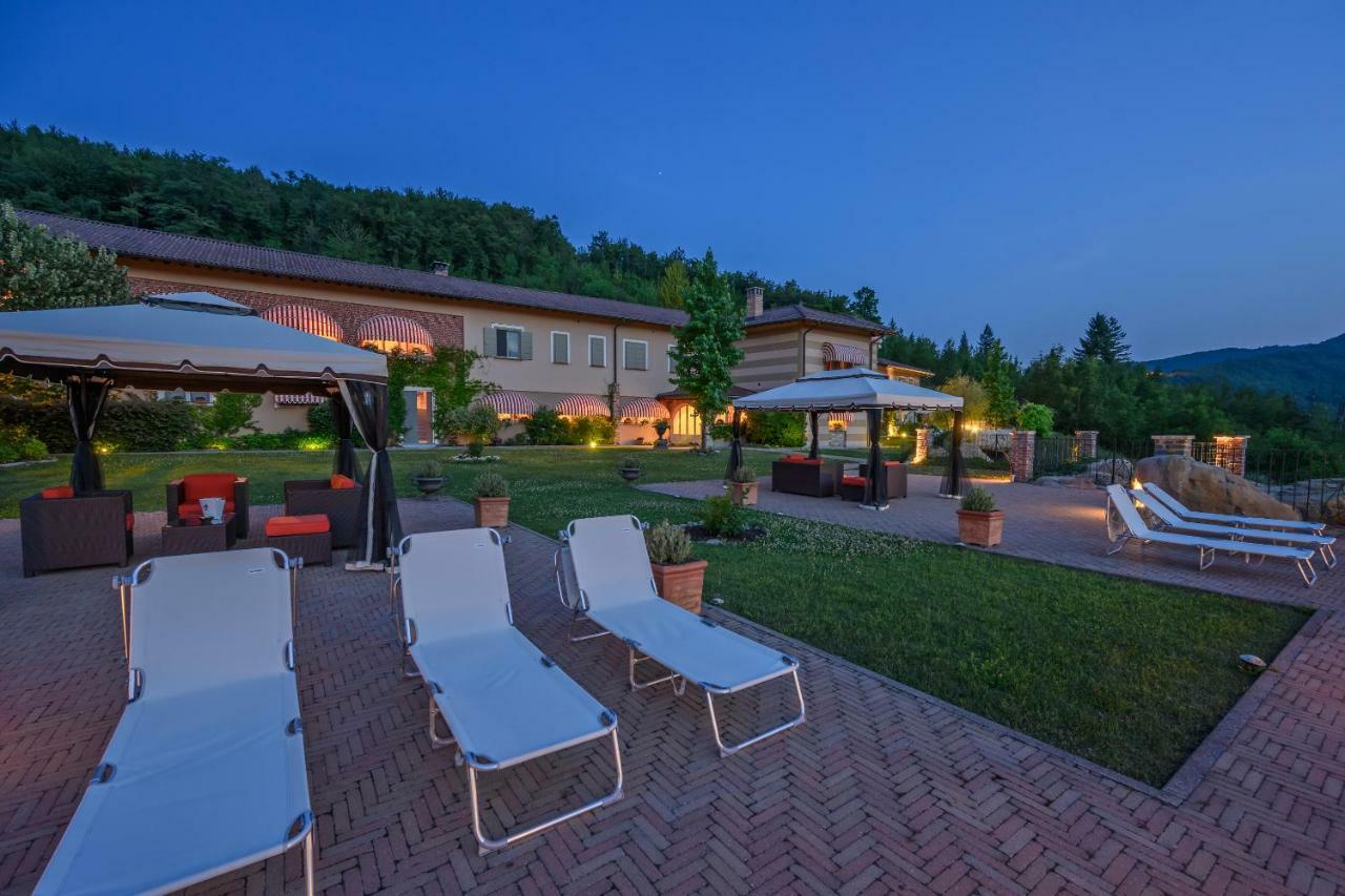 Tenuta Pian D'Attesio - Agriturismo Castelletto Soprano 外观 照片